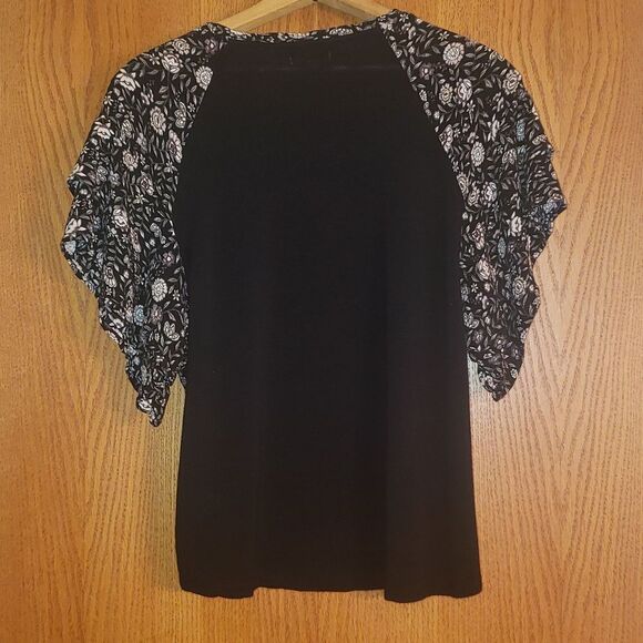 Cute Maurices Flowy Floral Top Ruffle Sleeves Sz M - Picture 3 of 6